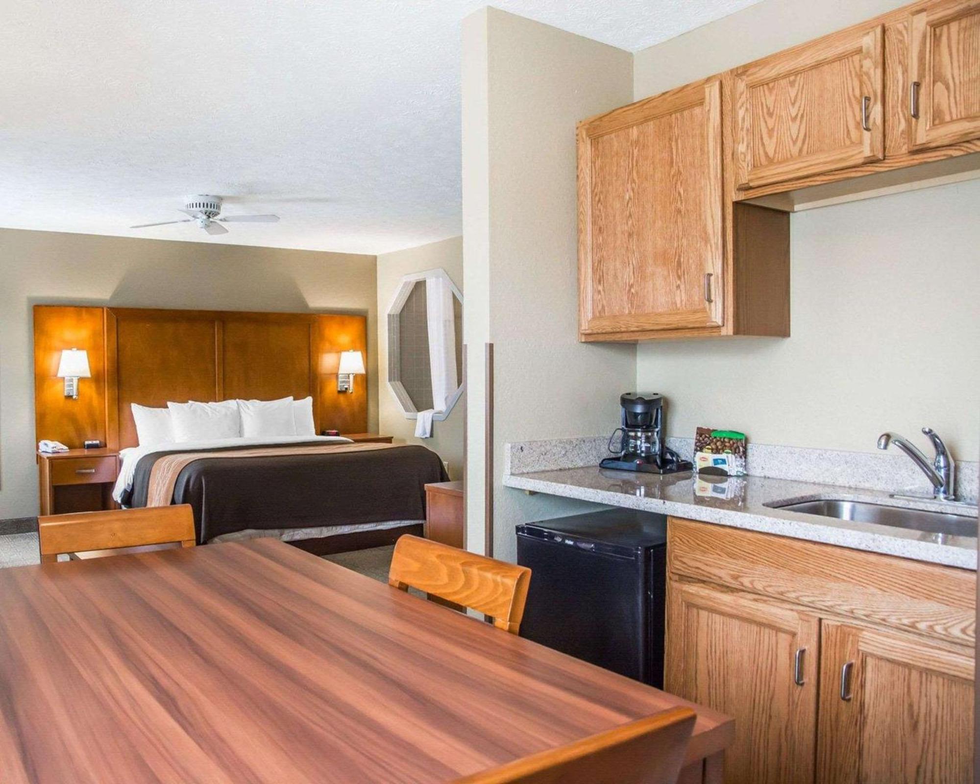 Comfort Inn Bellefontaine Екстериор снимка